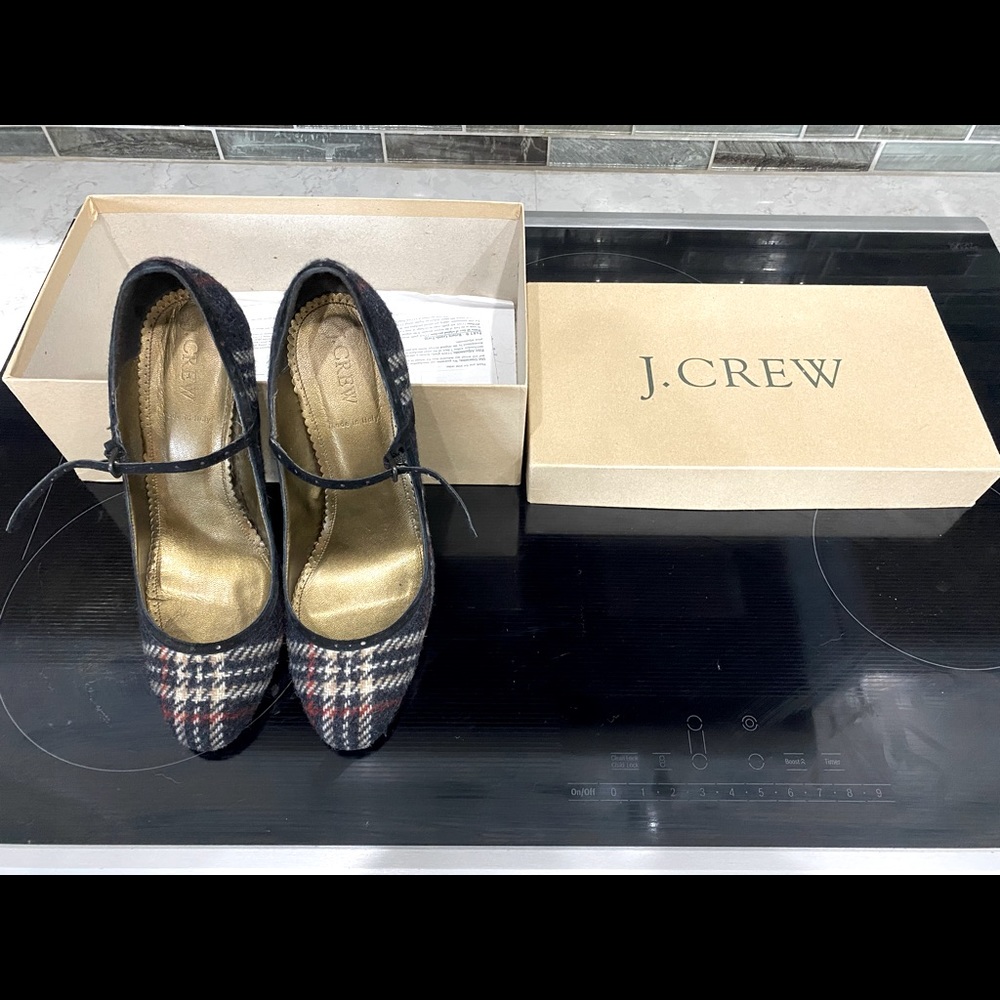 J.CREW  Wool Mary Jane's 4 inch heel size 8 1/2